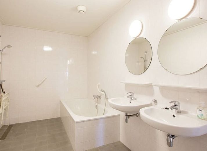 Guest house 262907 - Holiday property Het Friese platteland - Huisje in Sint Annaparochie