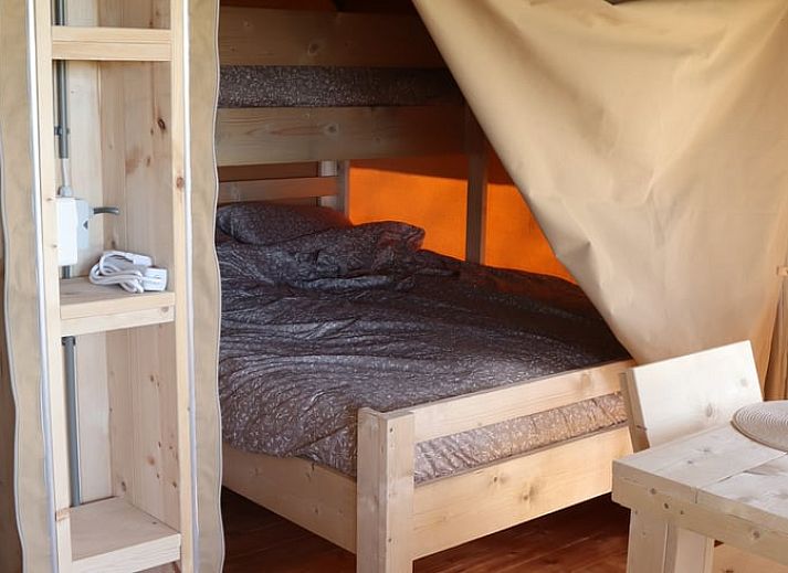 Veranda van Huisje in Wommels, met uitzicht op het Friese platteland in Friesland.