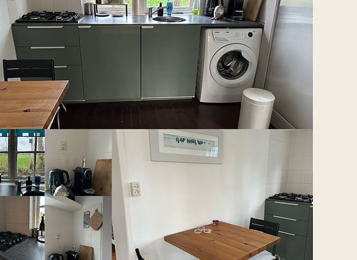 Ferienhaus in Nijeholtpade, umgeben von ueppiger Natur in der friesischen Landschaft, ideal fuer einen ruhigen Urlaub in Friesland.