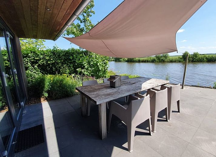 Verblijf 267010 • Vakantiewoning Het Friese platteland • Natuurhuisje in Jannum