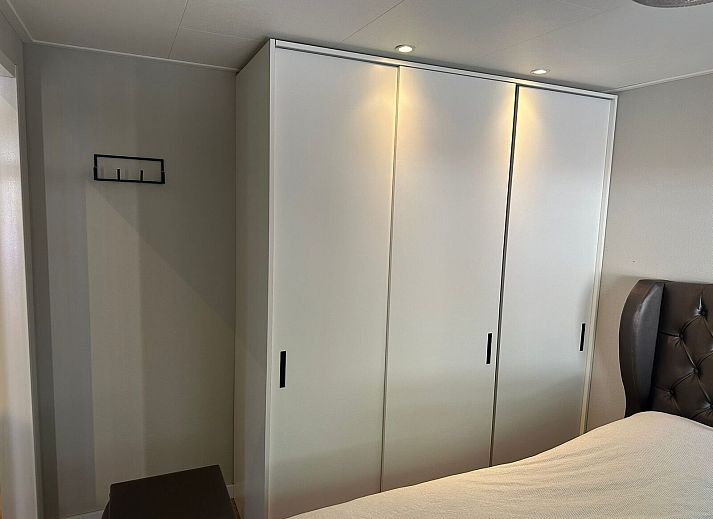 Verblijf 280113 - Vakantiewoning Rivierengebied - Brick Lodge met hottub | 6 personen