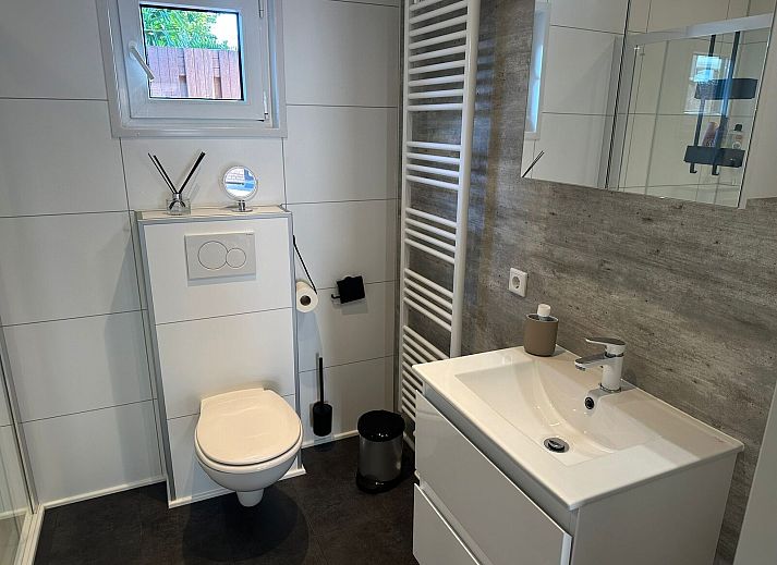 Verblijf 280113 - Vakantiewoning Rivierengebied - Brick Lodge met hottub | 6 personen