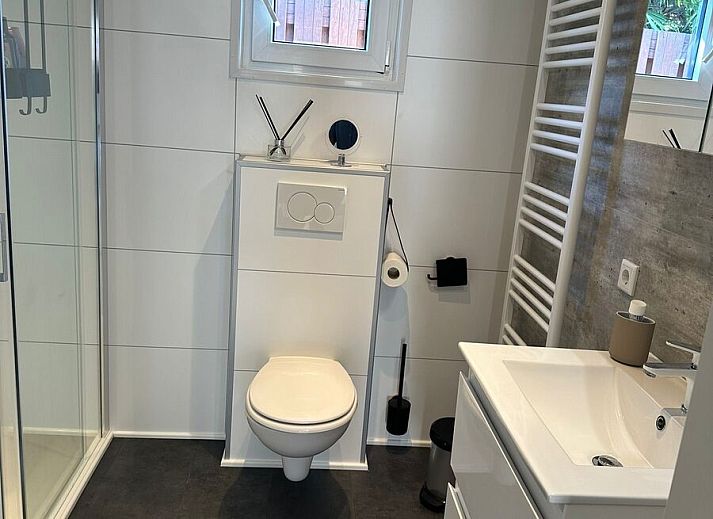 Verblijf 280113 - Vakantiewoning Rivierengebied - Brick Lodge met hottub | 6 personen