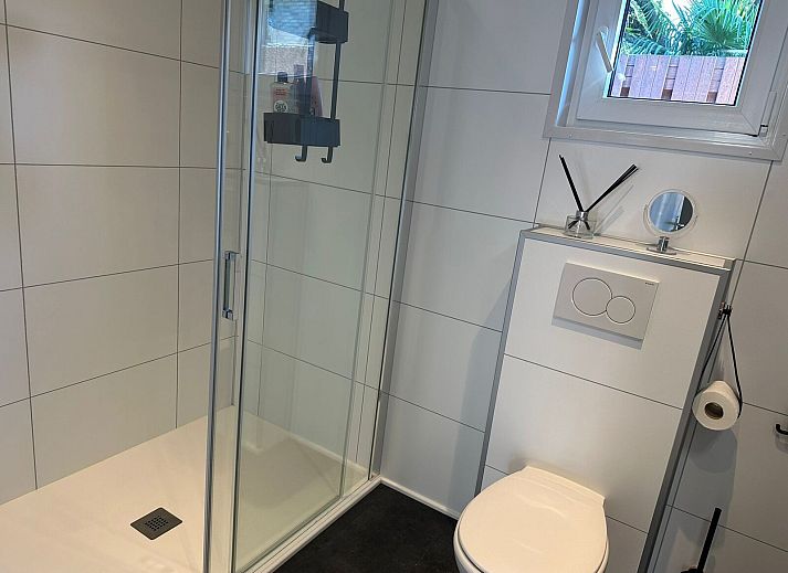 Verblijf 280113 - Vakantiewoning Rivierengebied - Brick Lodge met hottub | 6 personen