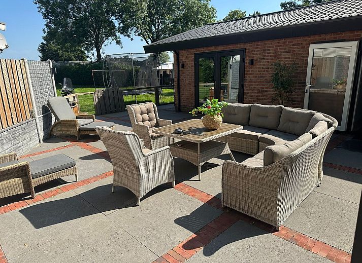 Verblijf 280113 - Vakantiewoning Rivierengebied - Brick Lodge met hottub | 6 personen