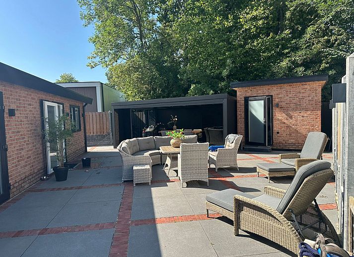 Verblijf 280113 - Vakantiewoning Rivierengebied - Brick Lodge met hottub | 6 personen