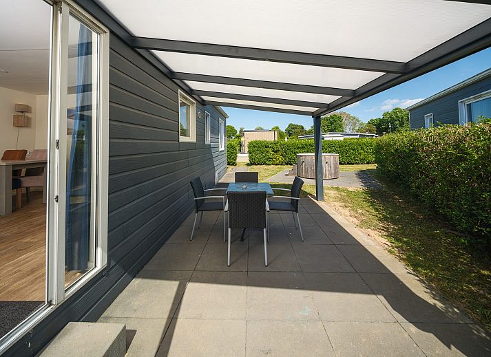 Veluwe Lodge met hottub in Lathum, Gelderland, biedt een luxe vakantiehuis ervaring met prive hottub en ruime tuin.