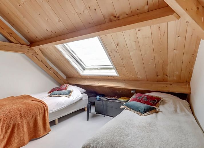 Sfeervolle houtkachel in Huisje in Culemborg, vakantiehuis in Rivierengebied, Gelderland voor warme avonden.