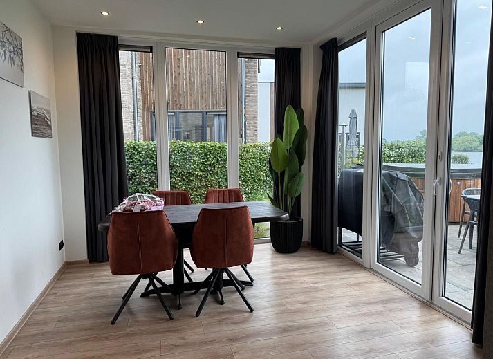 Unterkunft 281417 - Ferienhaus Rivierengebied - Vakantiehuis Vakantiepark Aan de Maas - Waterzicht Wellness,