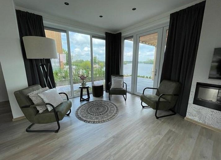 Guest house 281427 - Holiday property Rivierengebied - Vakantiehuis Aan de Maas - Maas Villa Waterzicht | 8p