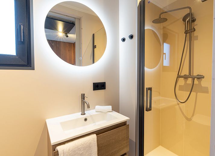 Verblijf 284439 - Bungalow Rivierengebied - 4-persoons Hottub Lodge | 4B4