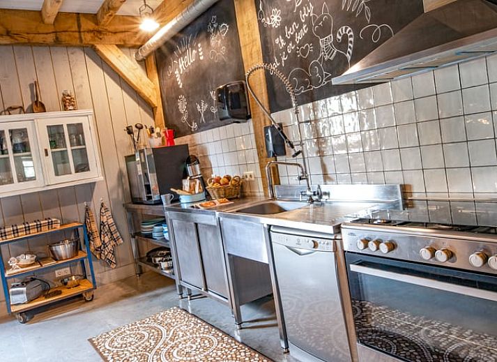 Guest house 284706 - Holiday property Rivierengebied - Huisje in Zoelen