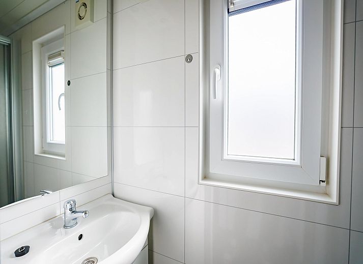 Guest house 285805 - Chalet Rivierengebied - Vakantiepark Eiland van Maurik 2