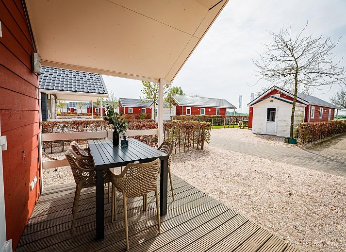 Guest house 285805 - Chalet Rivierengebied - Vakantiepark Eiland van Maurik 2