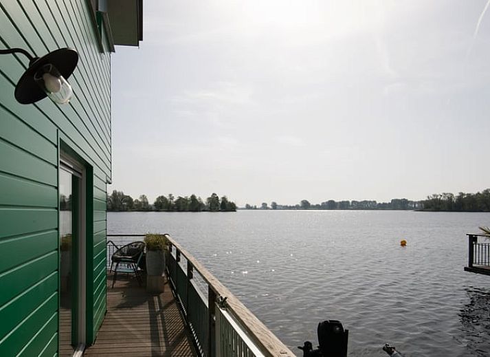 Cottage in Maasbommel, cottage by the water, unique stay in Gelderland.