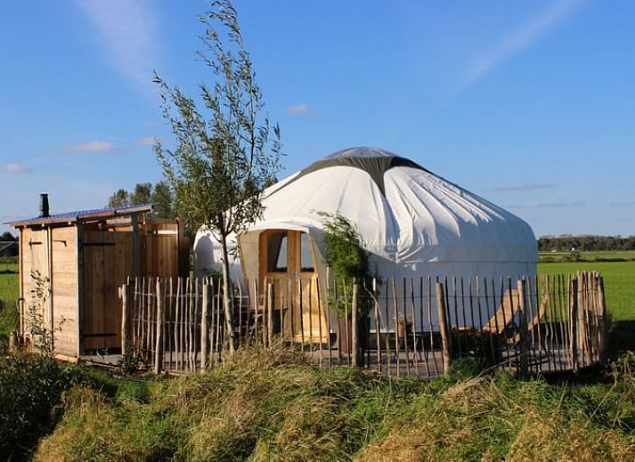 Sfeervolle slaapkamer in Huisje in Toldijk, vakantiehuis in Rivierengebied, Gelderland.