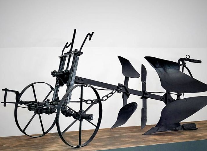 Gemuetlicher Essbereich im Ferienhaus in Angerlo, mit Blick auf die Natur.