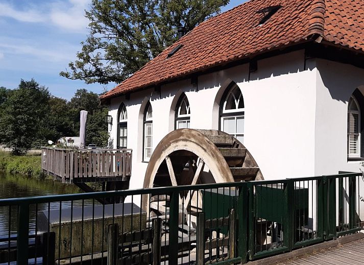 Gezellige slaapkamer in Boshuisje 'de Wielewaal', vakantiehuis in Winterswijk, Achterhoek, Gelderland, omringd door rustgevende natuur.