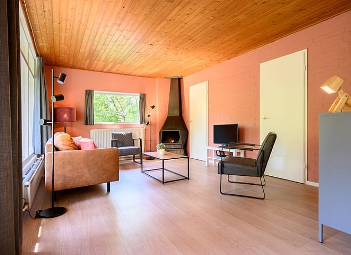 Terras van Vakantiehuisje in Winterswijk, perfect voor ontspannen in de Achterhoek.