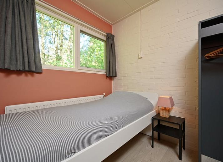 Gezellig gedekte tafel op het terras van Vakantiehuisje in Winterswijk, Achterhoek.