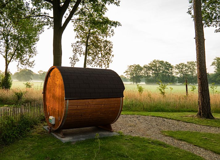 Guest house 290418 - Holiday property Achterhoek - Vakantievilla Boslodge 2 met sauna en hondenhek