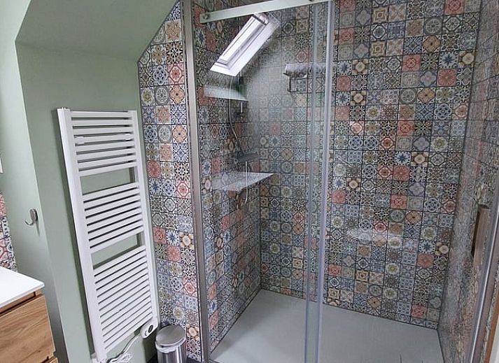 Schoene Aussicht auf gruene Felder vom Ferienhaus in Rekken, Achterhoek, Gelderland.