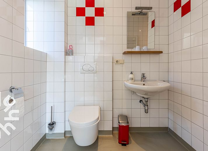 Bedroom in DG303 vacation home, Halle, Achterhoek with access to bathroom