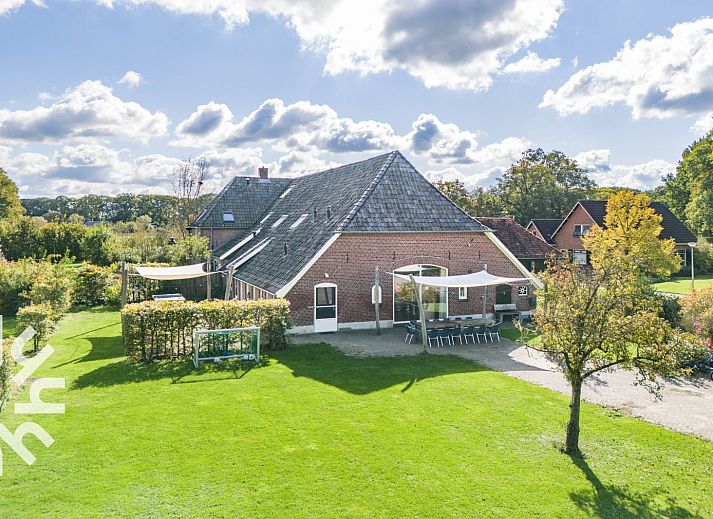 Verblijf 290724 • Vakantiewoning Achterhoek • Heerlijke 15-persoons vakantieboerderij met gratis WiFi in