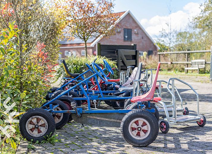 Moderne badkamer in DG302 vakantiehuis in Halle, Achterhoek, Gelderland.