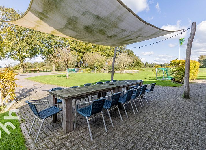 Moderne badkamer in DG302 vakantiehuis in Halle, Achterhoek, Gelderland.