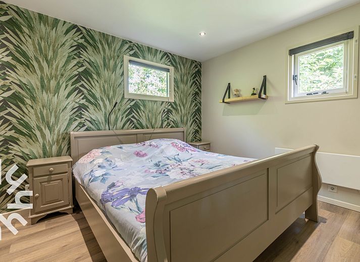 Bedroom with bunk beds in vacation home DG411 in Heelweg, Achterhoek.