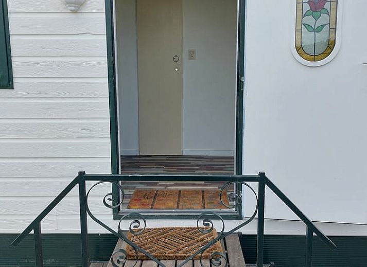 Ferienhaus in Zelhem, ein charmantes Ferienhaus in Achterhoek, Gelderland, mit einem gruenen Garten und laendlicher Umgebung.