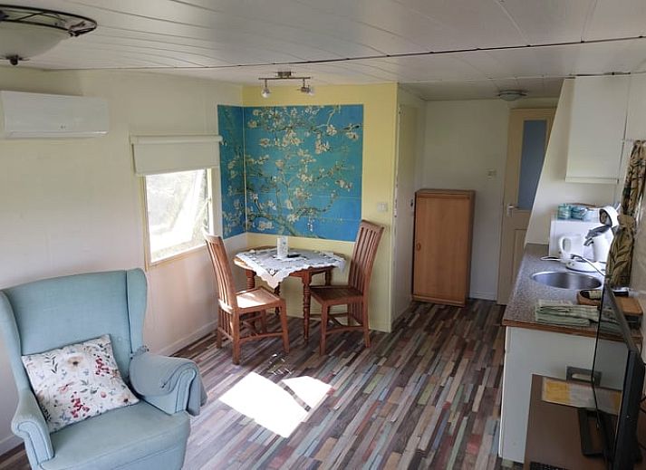 Ferienhaus in Zelhem, ein charmantes Ferienhaus in Achterhoek, Gelderland, mit einem gruenen Garten und laendlicher Umgebung.