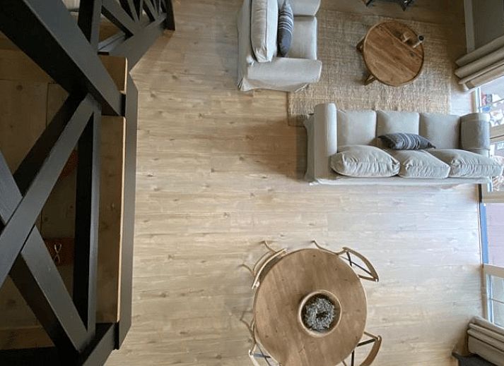 Ferienhaus in Ruurlo mit geraeumiger Veranda, gelegen in der gruenen Umgebung von Achterhoek, Gelderland, ideal fuer einen erholsamen Aufenthalt.