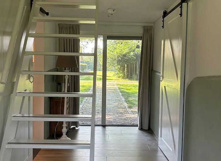 Luftaufnahme des Ferienhauses in Ruurlo, umgeben von Natur in Achterhoek, Gelderland.