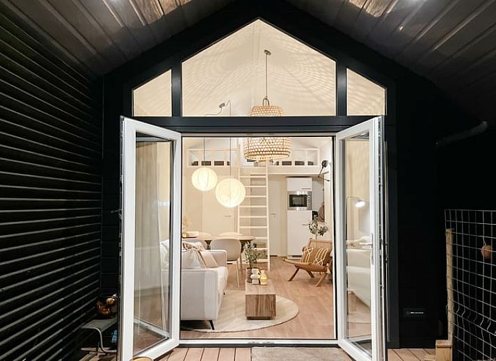 Charmant vakantiehuis Huisje in Ruurlo met moderne veranda in de Achterhoek, Gelderland.