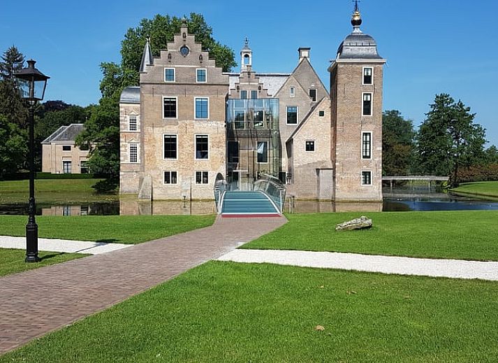 Moderne woonkamer van Huisje in Ruurlo, vakantiehuis in de Achterhoek, Gelderland.
