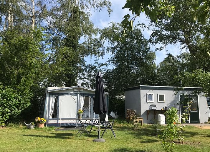 Geniessen Sie die Natur im Huisje in Sinderen, einem Ferienhaus in Achterhoek, Gelderland.