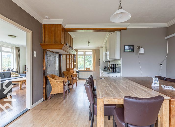 Speeltuin en schommel bij DG470 vakantieaccommodatie in Aalten, Gelderland