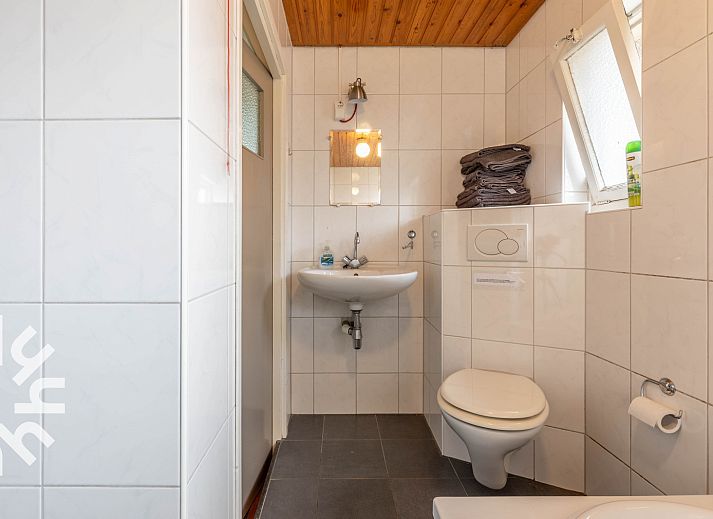 Speeltuin en schommel bij DG470 vakantieaccommodatie in Aalten, Gelderland