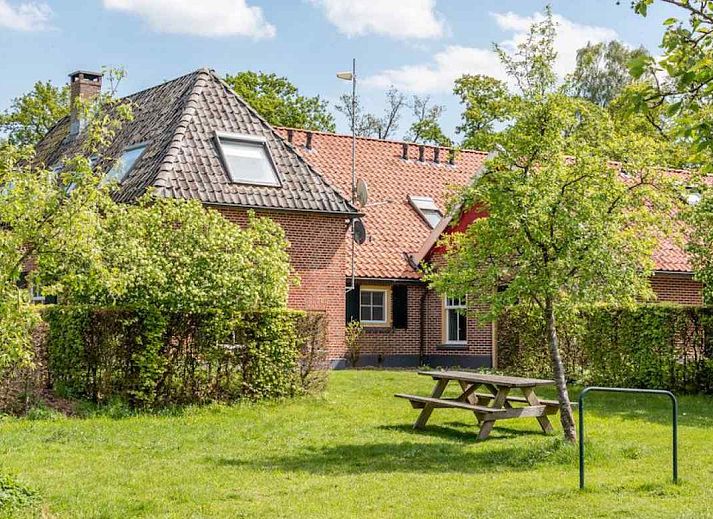 Blick auf gruene Felder beim Ferienhaus DG694 in Aalten, Achterhoek.