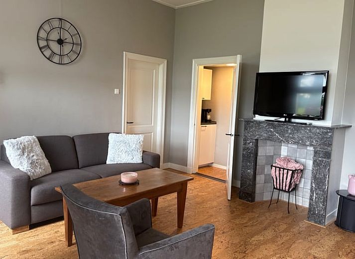 Huisje in Laren, vakantiehuis in Gelderland met prachtig groene tuin en traditionele architectuur.