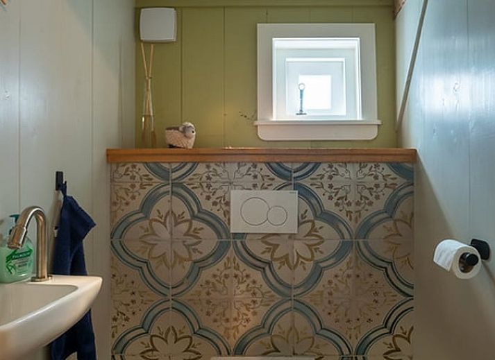 Geniessen Sie die Ruhe auf der Terrasse des Ferienhauses in Laren, das im gruenen Achterhoek, Gelderland liegt.