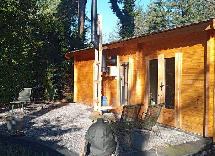 Modern kitchen in Cottage in Lochem, ideal for cooking in the Achterhoek.