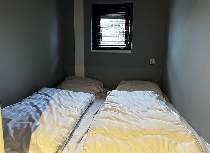 Stijlvolle woonkamer van Chalet in Lochem met comfortabele zithoek in Gelderland.