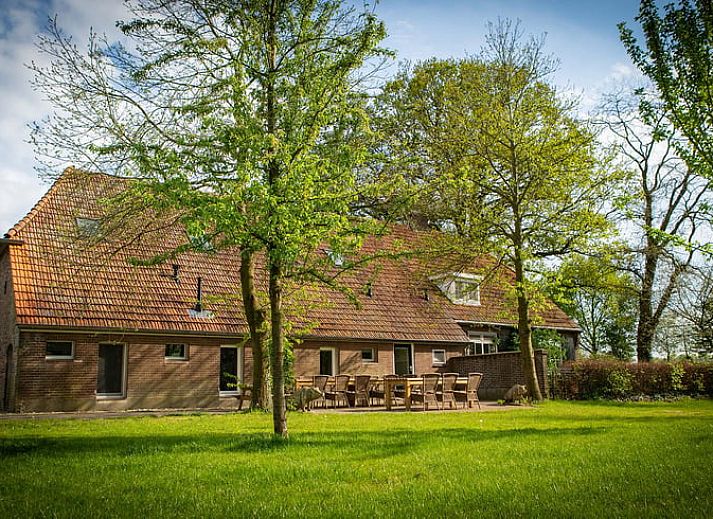 Vakantiehuis in Lochem omringd door groene natuur en bloeiende velden in de Achterhoek, Gelderland. Perfecte rustieke vakantiewoning.