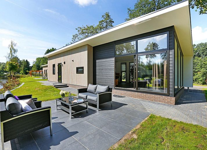 Verblijf 292184 • Vakantiewoning Achterhoek • Lodge Grand Modern met Finse sauna
