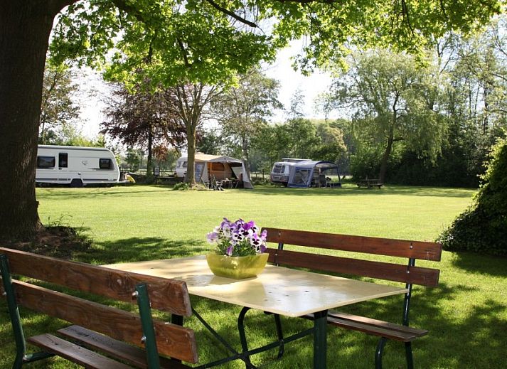 Open woonruimte van Meyboske 2 in Silvolde, Achterhoek met uitzicht op het groene landschap.