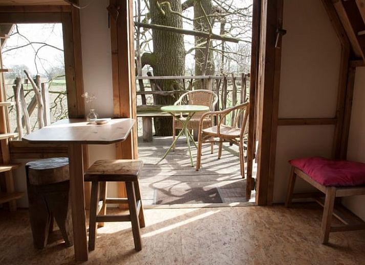 Baumhaus in gruener Umgebung in Huisje in Haarlo, Ferienunterkunft in Achterhoek, Gelderland.