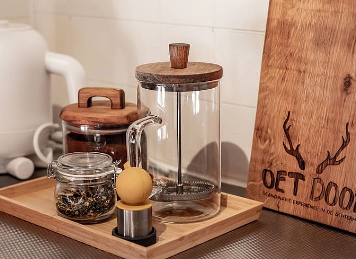 Grillspass auf der Terrasse von Holiday home in Haarlo, einem idealen Ferienhaus in Achterhoek, Gelderland.